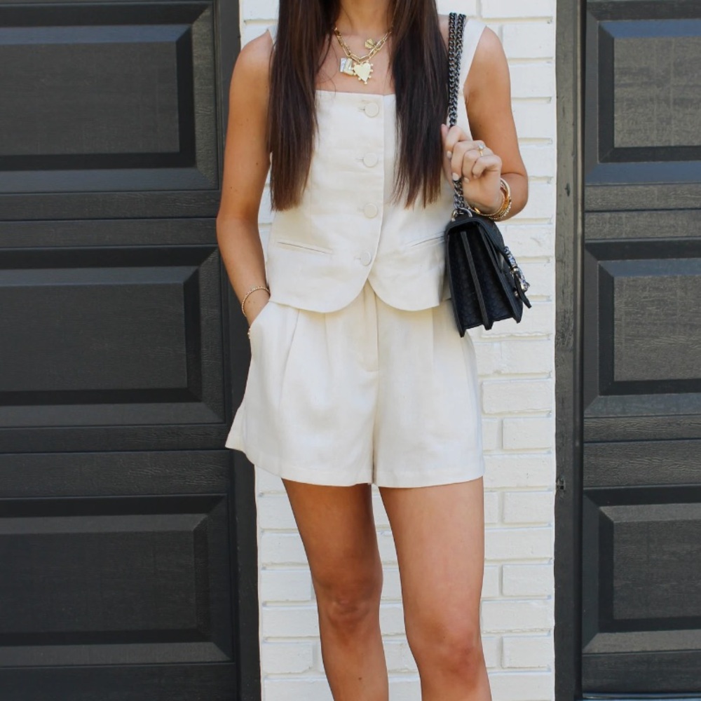 Cream Linen Outfit